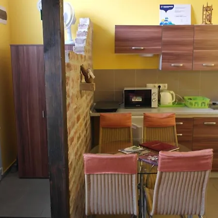 Rum i privatbostad Nadasdy Studio Szombathely
